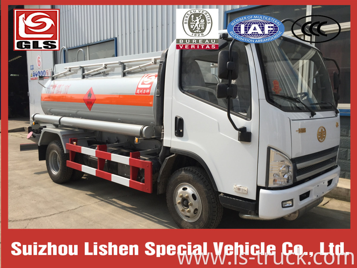 FAW 2 Axles Fuel Delivery Tanker Tank Truck Fuel Tanker